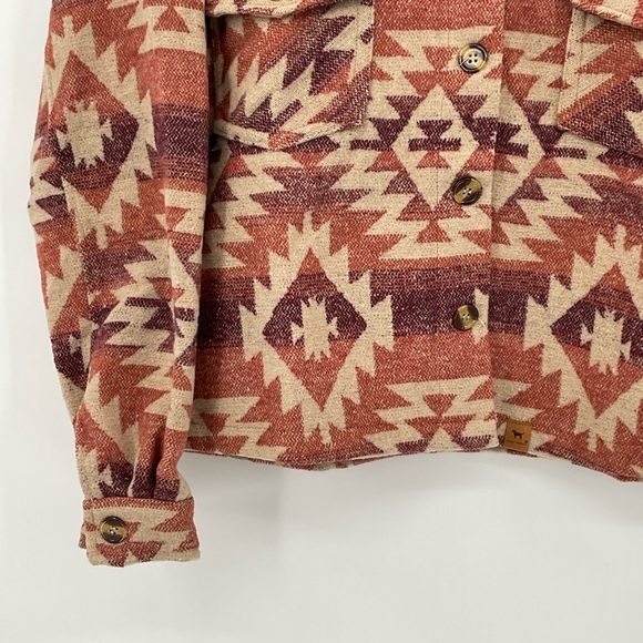 Simply Southern Western Pattern Fleece Shacket Size‎ Large - Picture 2 of 5